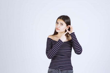girl srtiped shirt showing her ear 1 1024x683 1