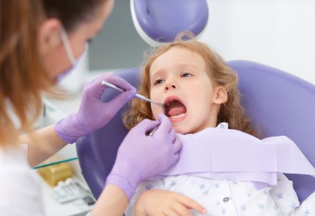 Rotting teeth Children